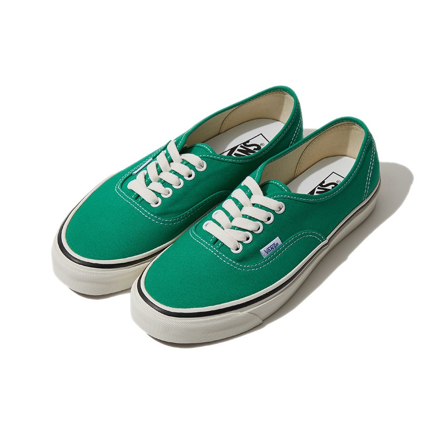 AUTHENTIC 44 DX (GREEN)