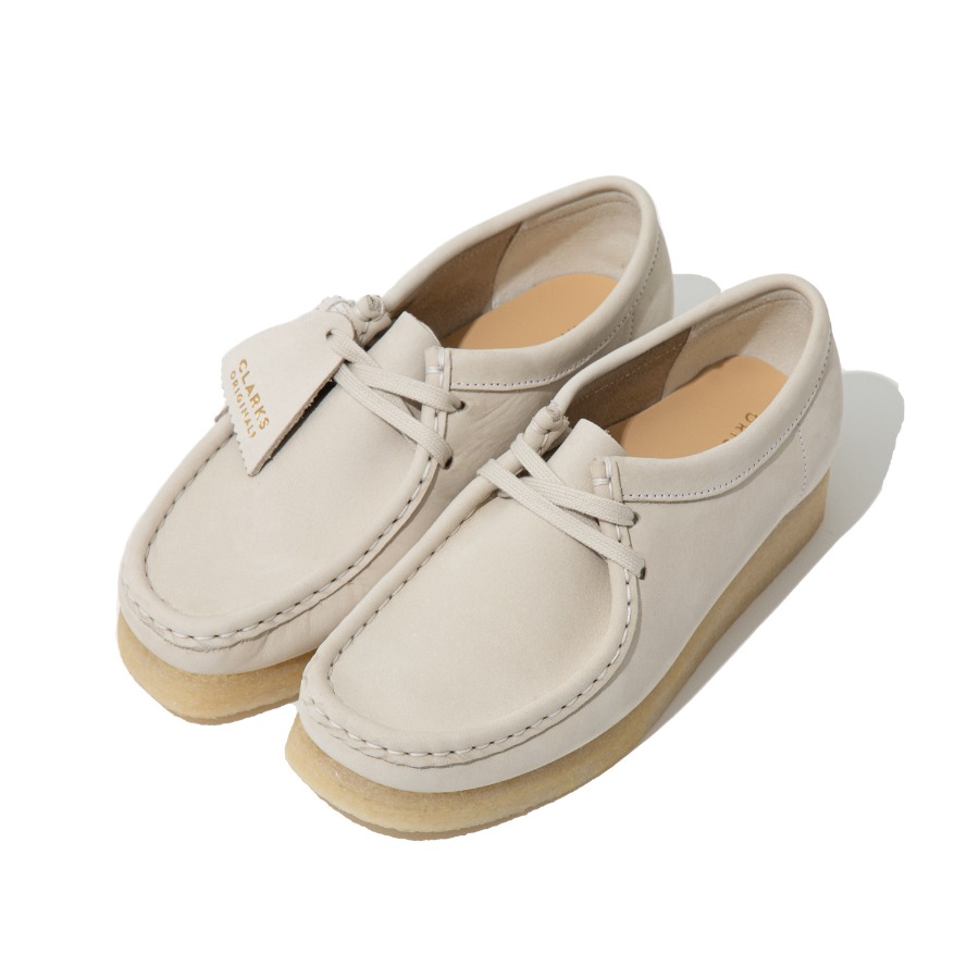 WALLABEE (WHITE SUEDE)