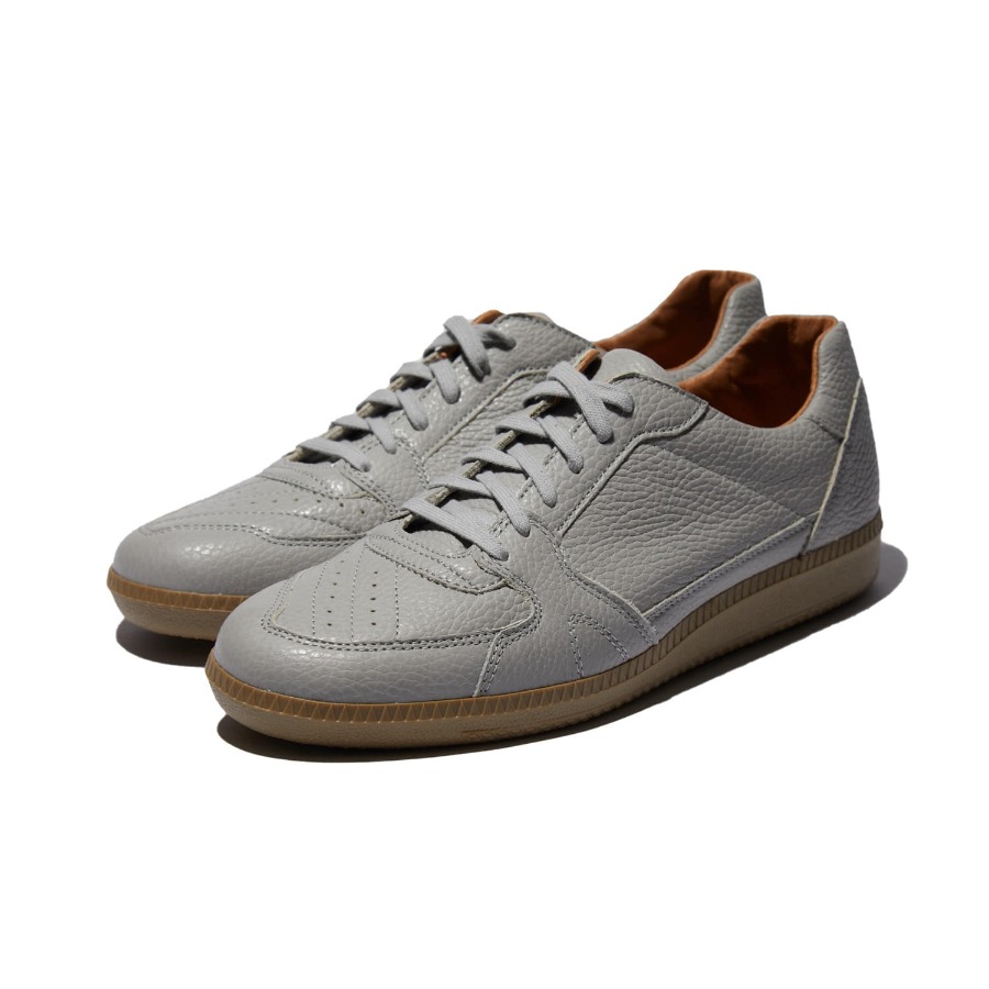 PORTUGUESE MILITARY TRAINER (LIGHT GREY)