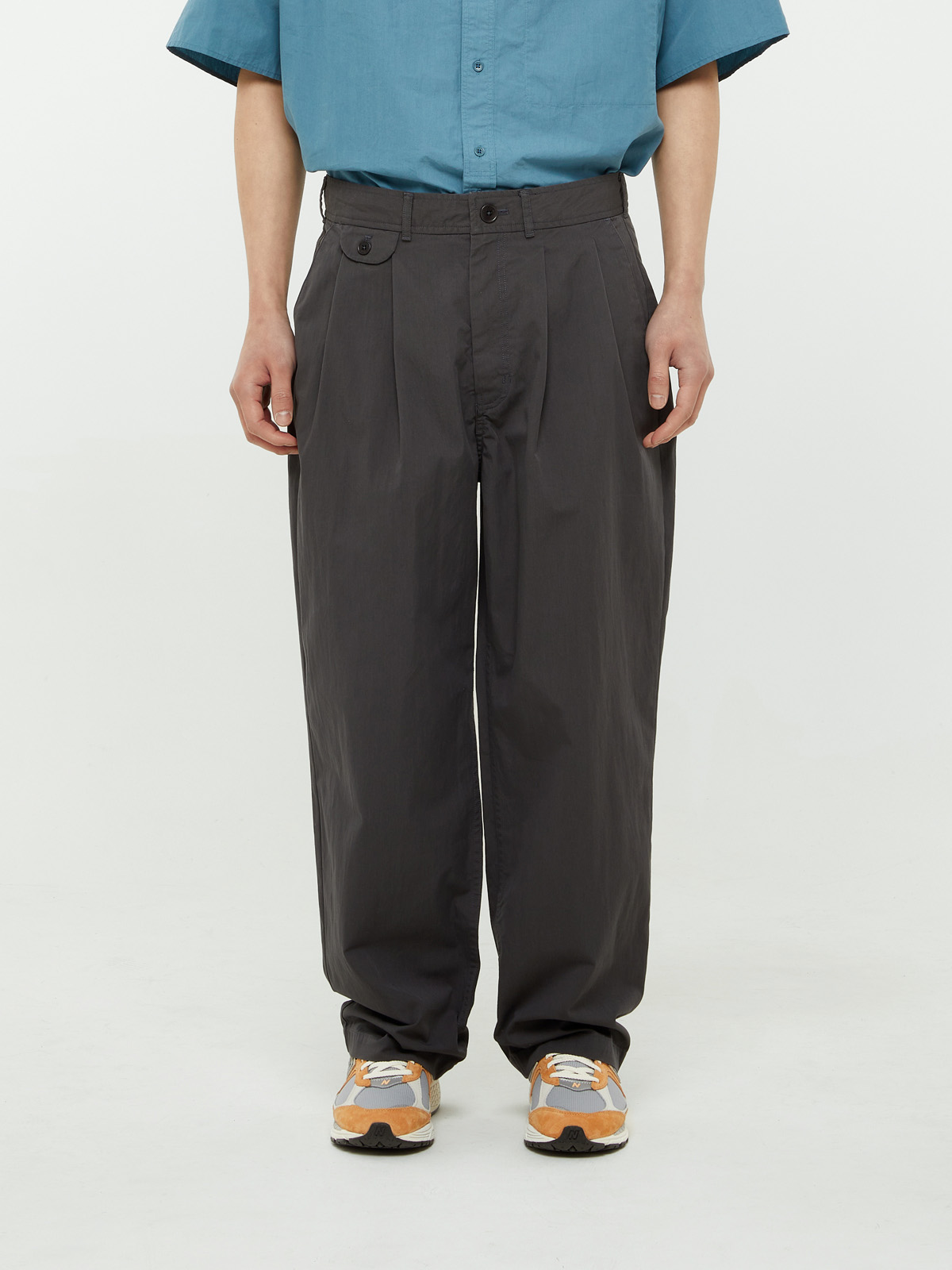 LOOSE TAPERED ALLEN PANTS (CHARCOAL)
